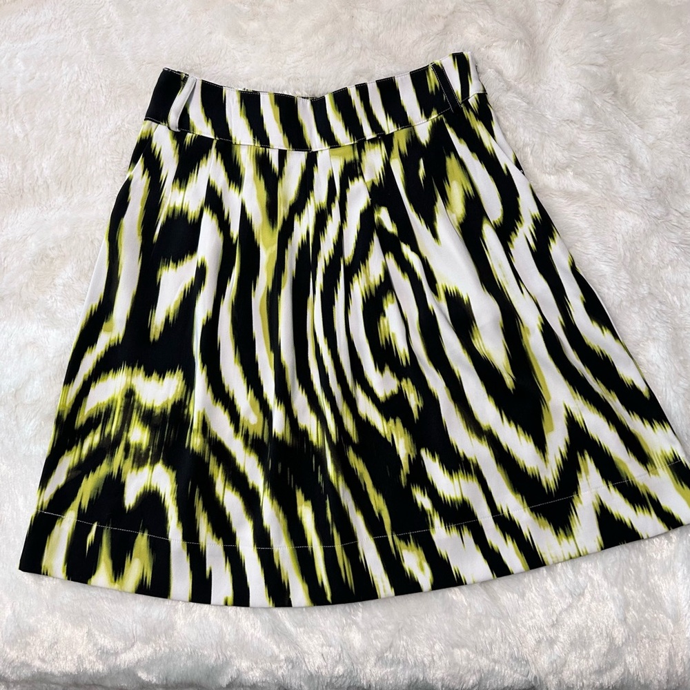 Stylish Zebra Print Skirt - Black, White, Green